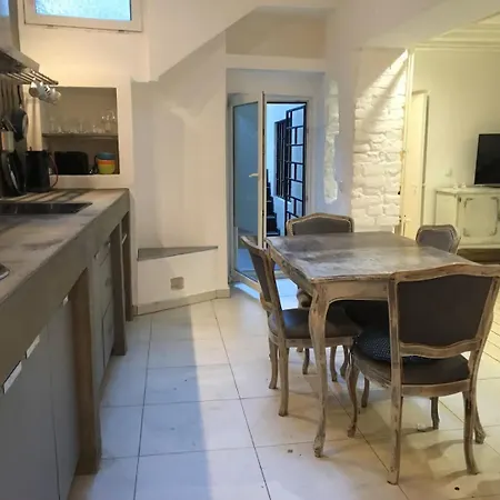 Kopitareva Gradina Square Apartment Belgrade